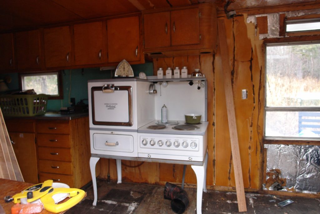 At an estate sale I found this cooking stove. It is the first electric cooking stove made. It has a crockpot, egg cooker, and time clock and works!